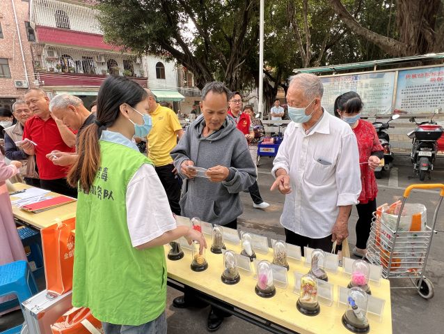 三鄉(xiāng)鎮(zhèn)開展“暖心義診，禁毒先行”宣傳活動圖片2.JPG